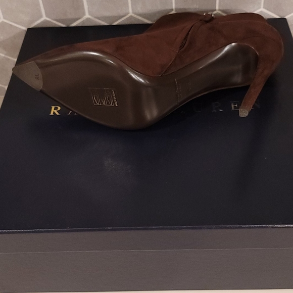 Ralph Lauren calf  suede ankle boots nwt - Picture 7 of 10